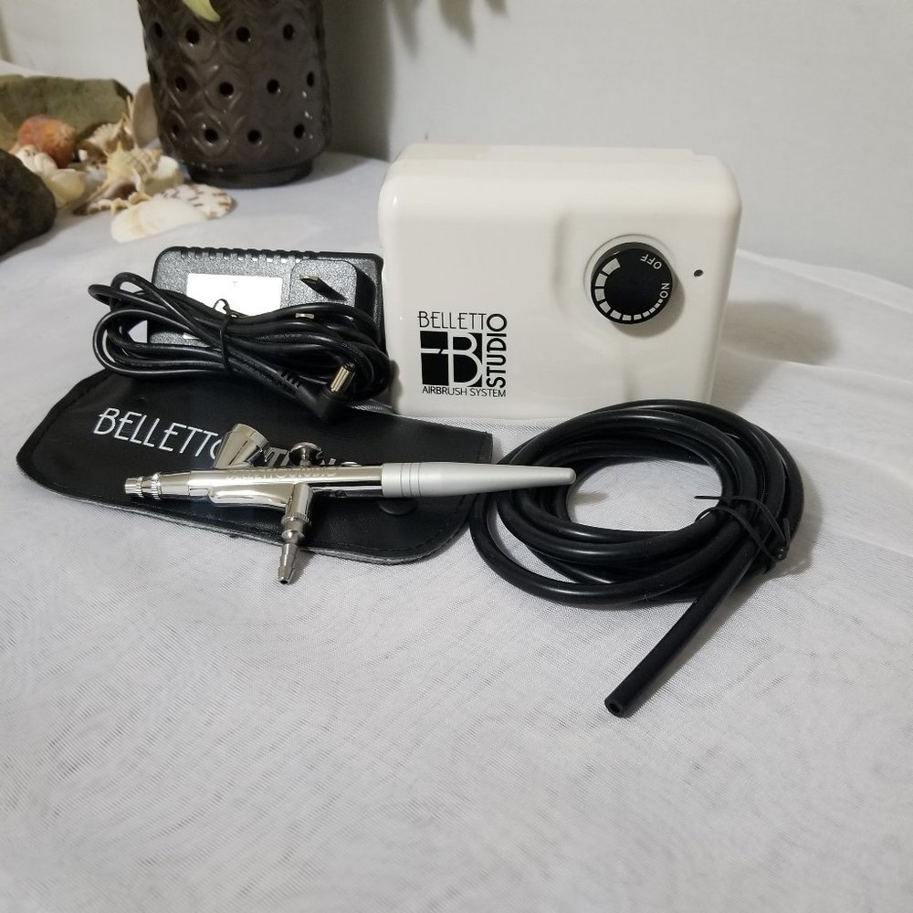 Belletto Studio Airbrush System & tanning makeup system